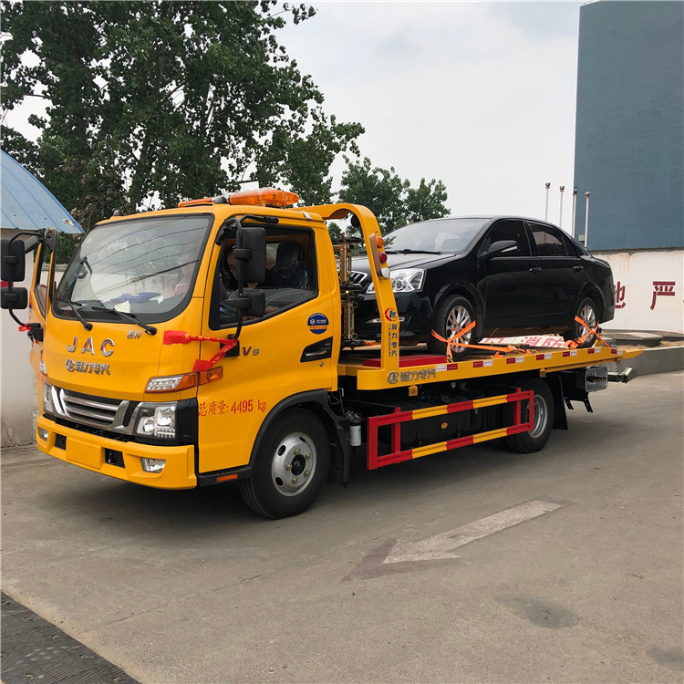 JAC Wheel Lift Tow Truck 100km/H Max Speed, deber de 4 Ton Flatbed Tow Truck Light