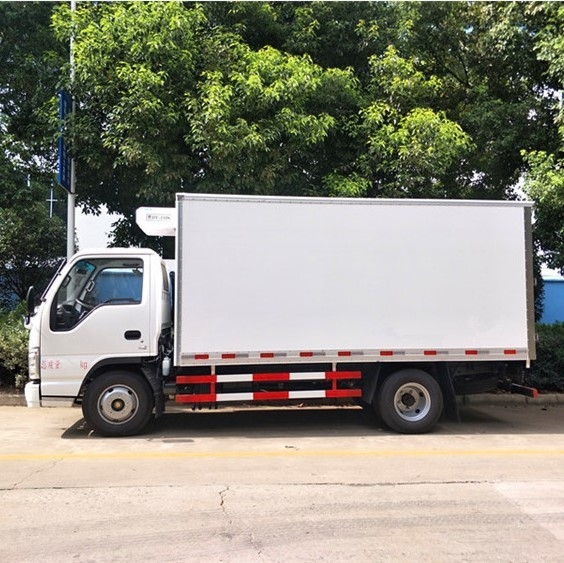 Japón 4*2 ISUZU Camión de caja frigorífica Sistema PTO Camión congelador de 5 toneladas