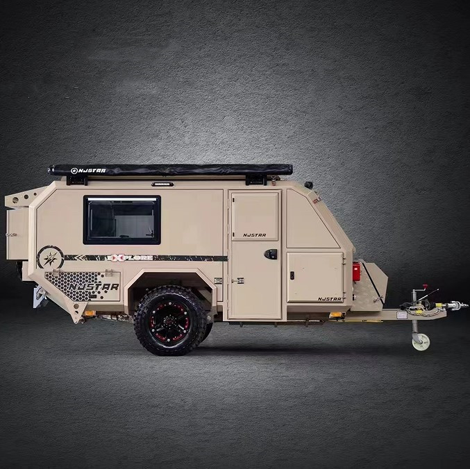 Pequeños dormitorios blancos de la caravana 1500kg 2 del campista de Off Road para viajar al aire libre de la familia