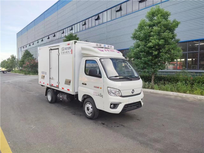 Camión 115km/H 1,5 Ton Ice Cream Freezer Truck de la caja del refrigerador del poliuretano