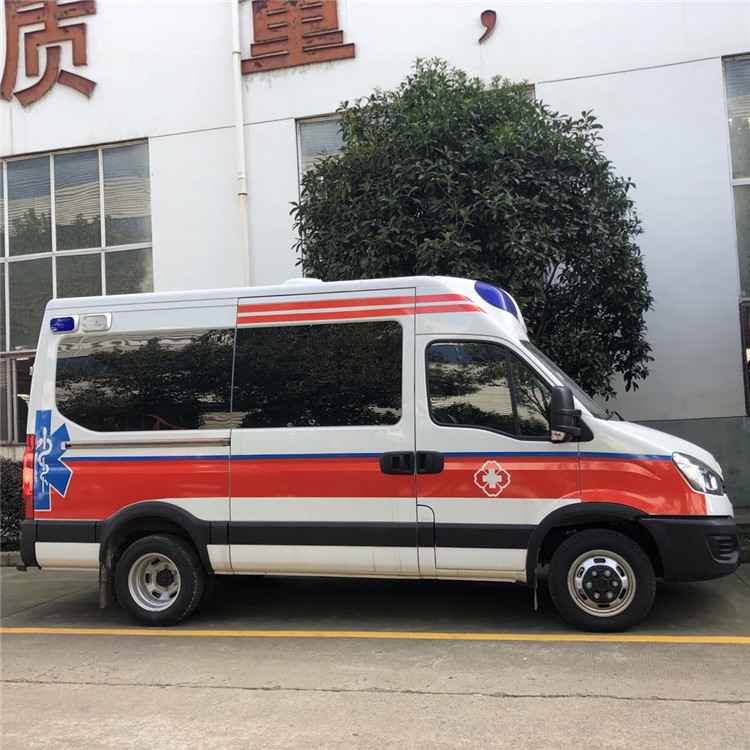 Ambulancia para trabajos de tipo medio de los primeros auxilios de IVECO 130 kilómetros por hora del tipo diesel 4*2