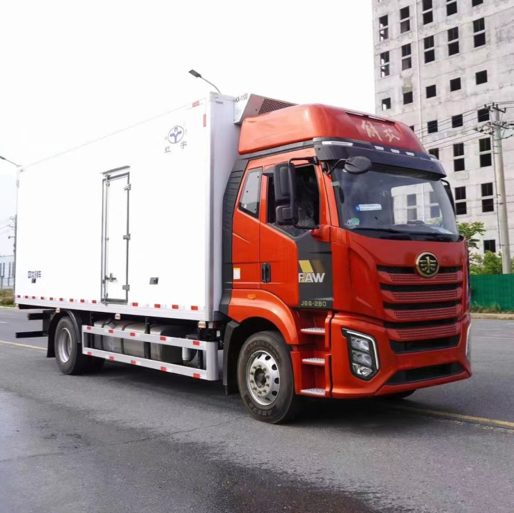 Fruta de FAW 10 Ton Reefer Truck Cold Room Van Truck For Vegetable And