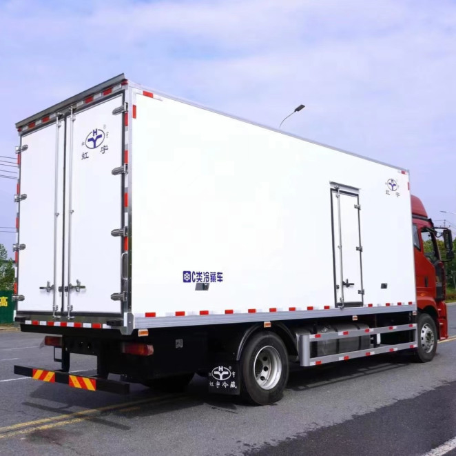 Fruta de FAW 10 Ton Reefer Truck Cold Room Van Truck For Vegetable And