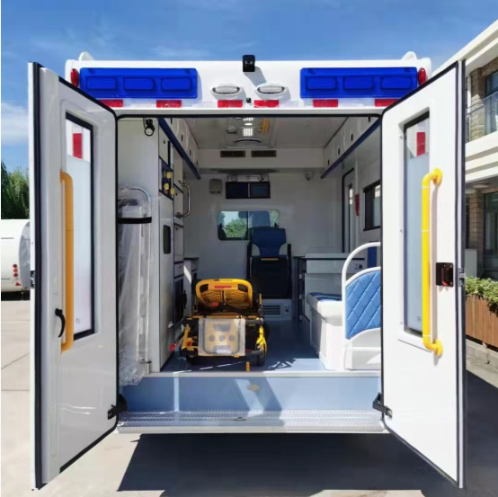 Tipo de impulsión profesional del coche 4x4 de la ambulancia de la emergencia ambulancia de Iveco del EURO 5