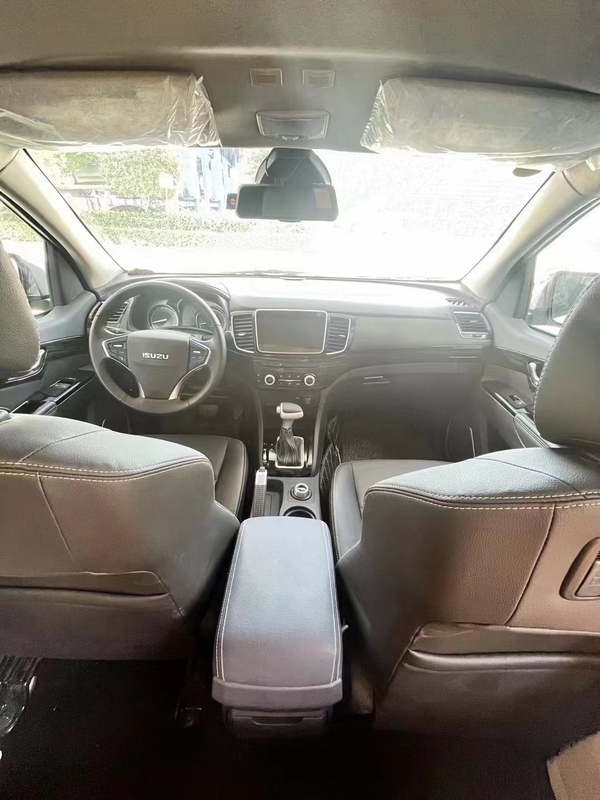 Estructura del marco de acero RV Caravan Van 5998*2480*3250 Incluido el neumático 235/75R17.5 16PR