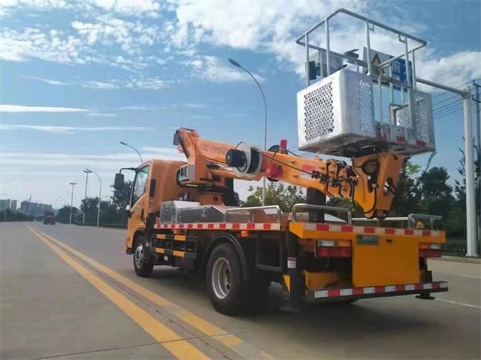 3.5T Plataforma de trabajo aéreo de carga del eje trasero para camión - QuanChai Q23-132E60 Modelo