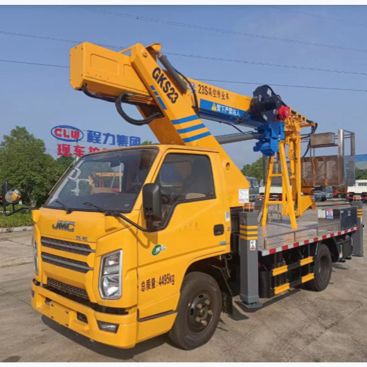 Camión de plataforma de trabajo aéreo de 23 m con QuanChai Q23-132E60 2.89L desplazamiento