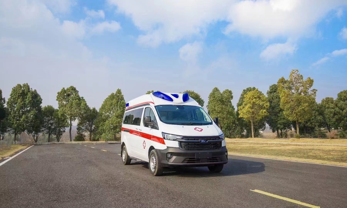 Euro 5 4*2 Ford ambulancia de emergencia con equipo de primeros auxilios y armario de lado