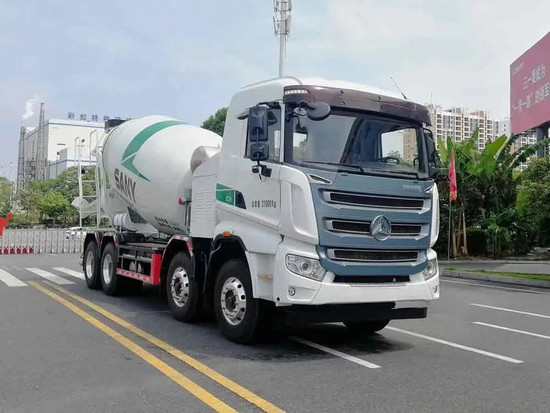 12 14 15 Cu Ft mezclador de cemento 10 velocidad hacia adelante 2 marcha atrás SINOTRUK HOWO camión mezclador de barro