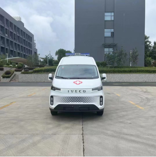 Mini tipo 3 de ambulancia con potencia nominal de 103 kW Velocidad máxima 145 km/h