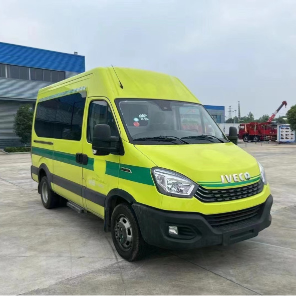 4*2 Iveco Ambulancias Euro 6 clásico vehículo de rescate de emergencia con velocidad máxima de 145 km/h