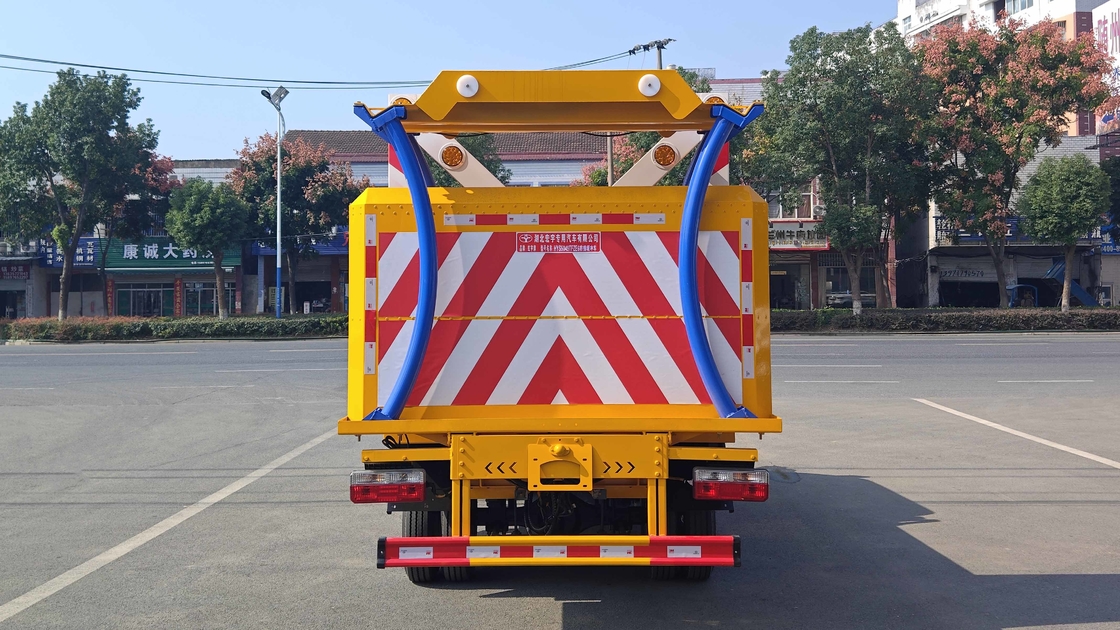 Camión de choque Tma Dongfeng Doble fila Euro 5 Prevención de colisiones Camión tampón anti-colisión Con precio barato