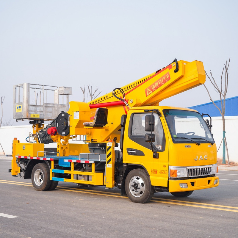 Camión de plataforma de trabajo aéreo de cabina para dos personas con V outriggers delantero y trasero