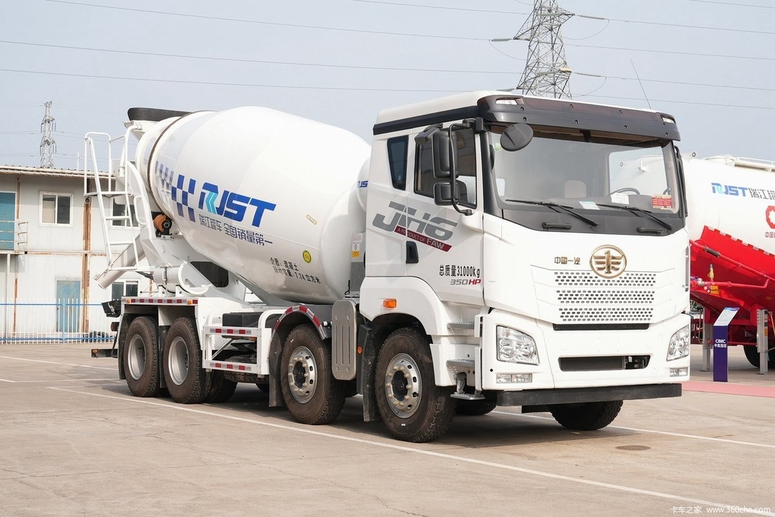 Euro 5 12 ruedas camión mezclador de cemento 12m3 camión de cemento diesel de hormigón con bomba para la venta