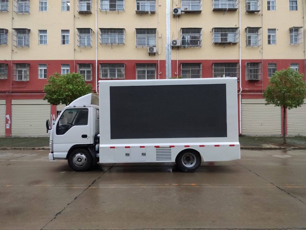 Isuzu P5 P6 P4 Display LED montado en camión 3840 * 1728 mm Trailer de pantalla LED móvil 102HP