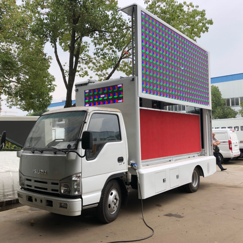 Isuzu 4*2 Euro 5 Led Display Box Camión móvil con pantalla de LED Panfletos de anuncios Camión publicitario Camión de LED a la venta