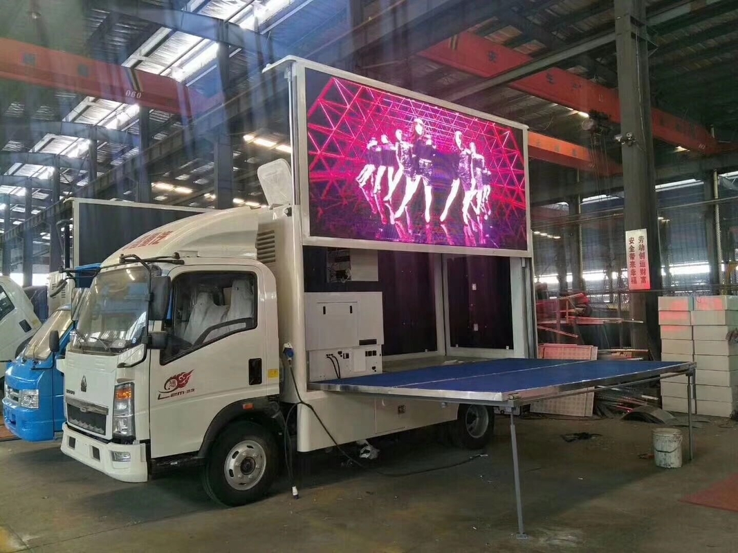 HOWO luz móvil de LED de la publicidad del camión de la caja de visualización cartelera de pantalla clara señales P4 P5 P6
