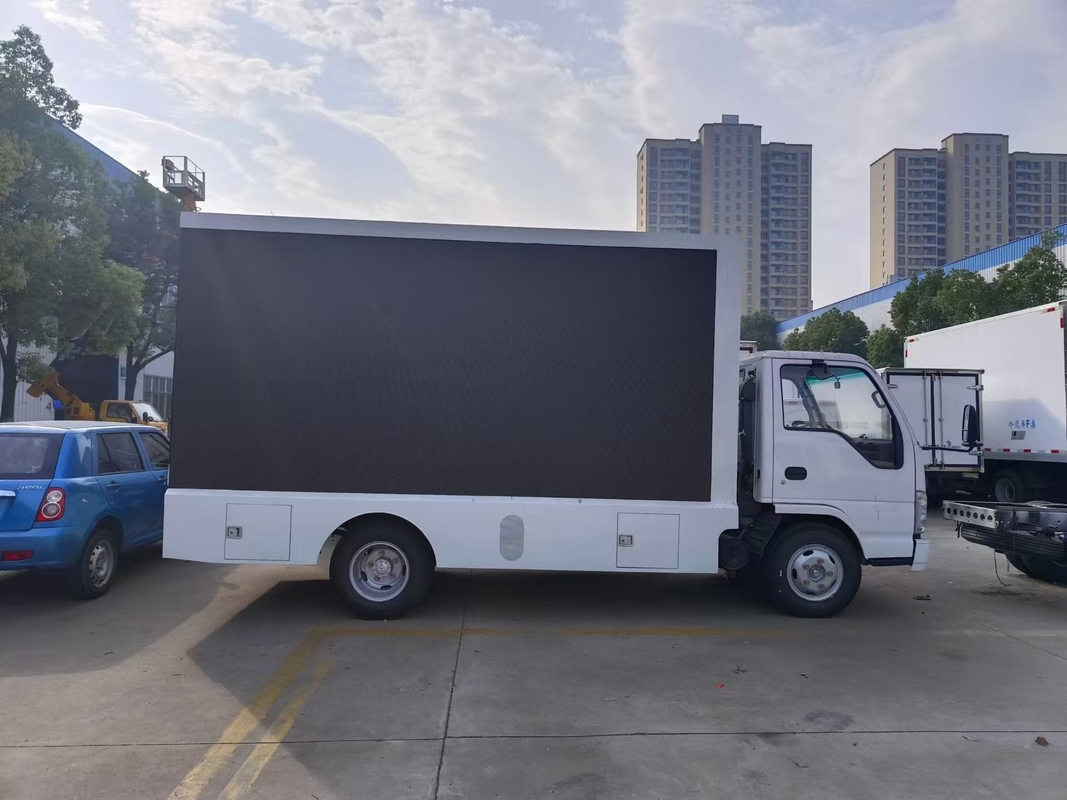Marca japonesa Isuzu Camión LED móvil Publicidad P3 P4 P5 Pequeño remolque LED móvil LED