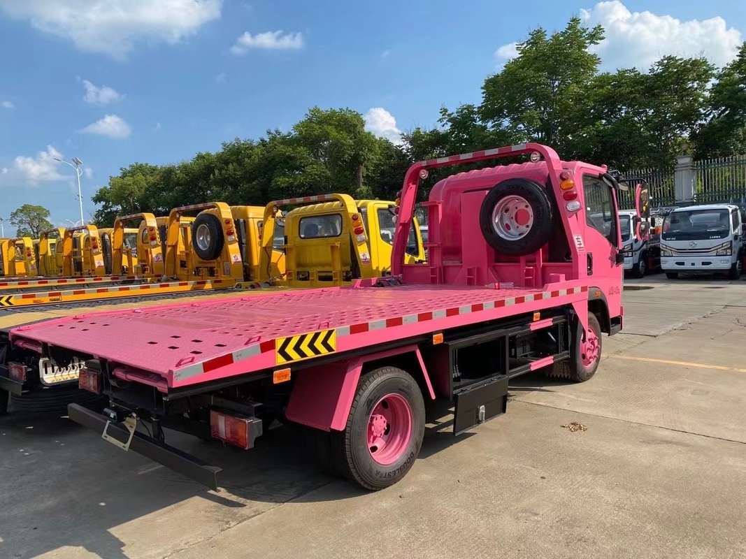 SINOTRUK HOWO 4x2 3-5 toneladas de piso ligero destructora de carga remolque camión de rescate de carreteras vehículo de recuperación para la venta